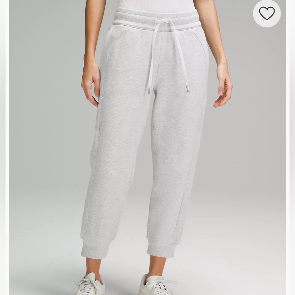 Scuba HR Jogger Crop Size 12